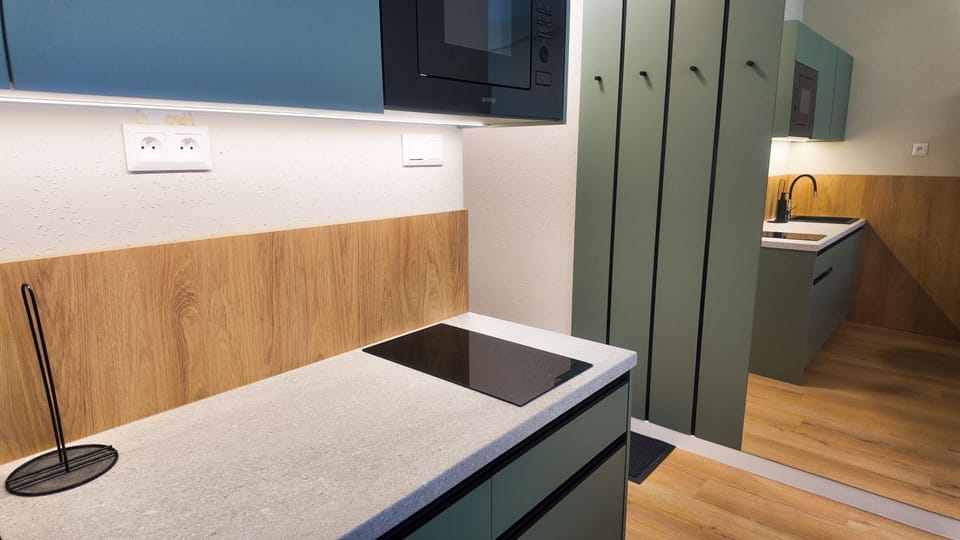 Axiom Suites - Nova 14 Apartment in Slovakia