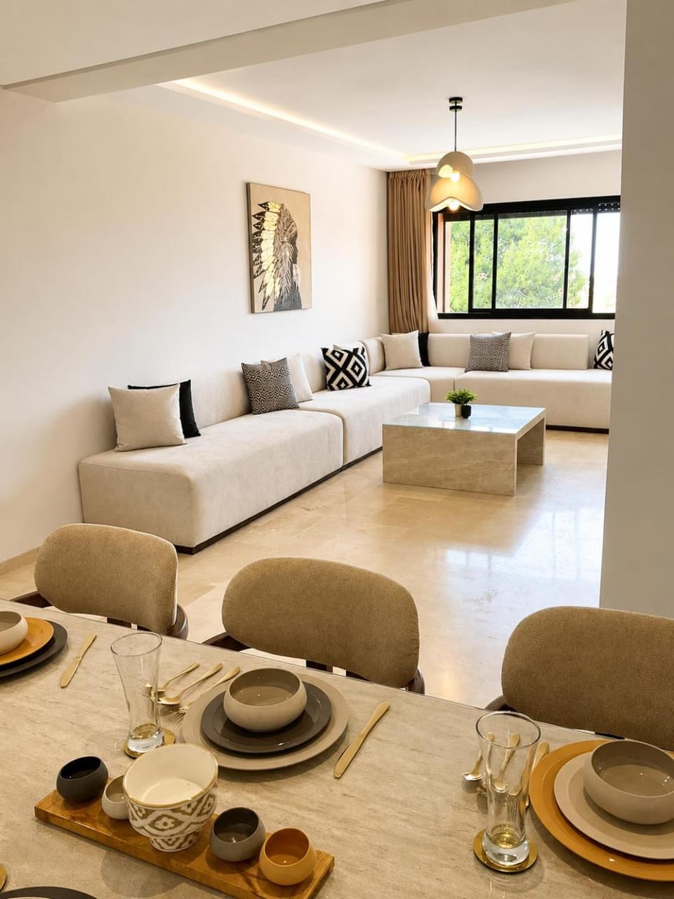 Living room, Dining area