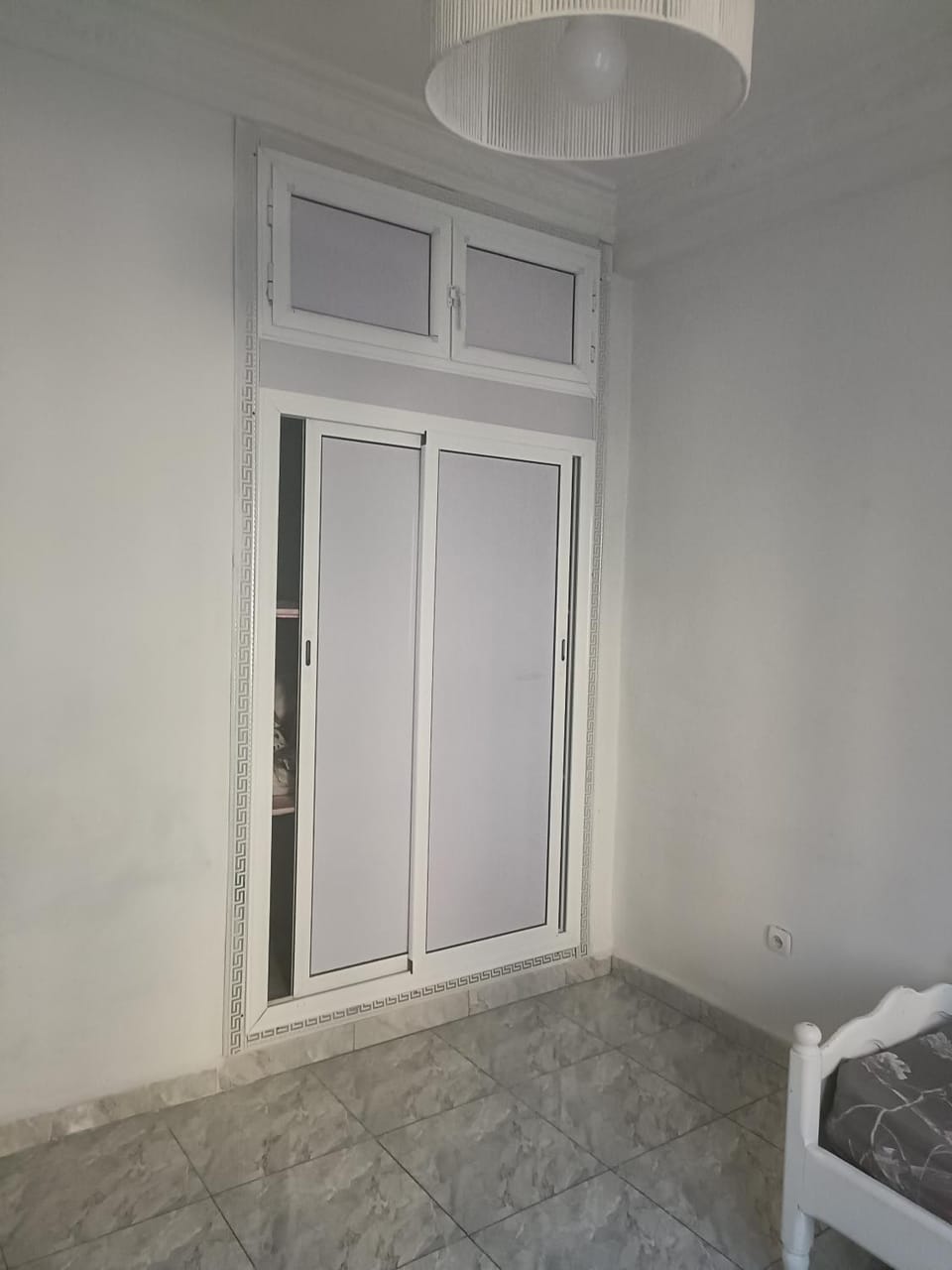 Comfortable Family Apartment Near the Sea Quiet Area Two Balconies and Full kichen Apartment in Algeria