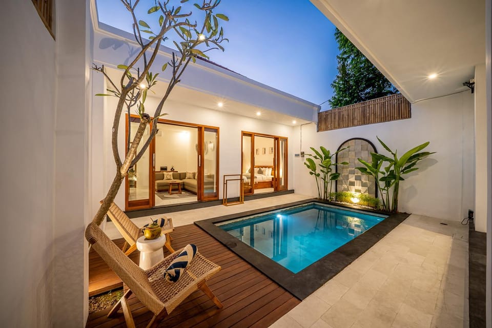 Garden, Living room, Bedroom, Swimming pool, sunbed