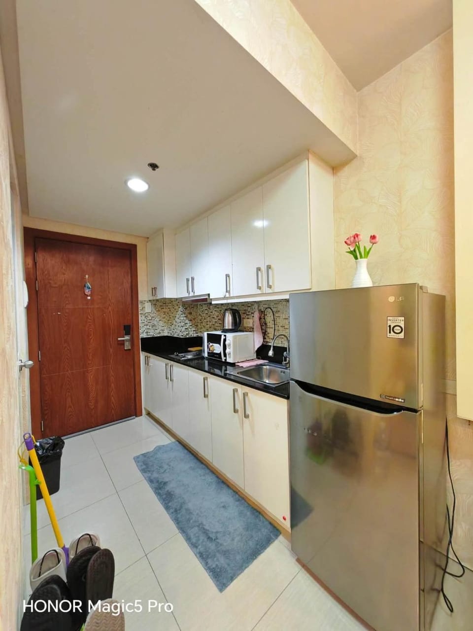 KT's Place's at Shell Residences, MOA Apartment hotel in Pasay