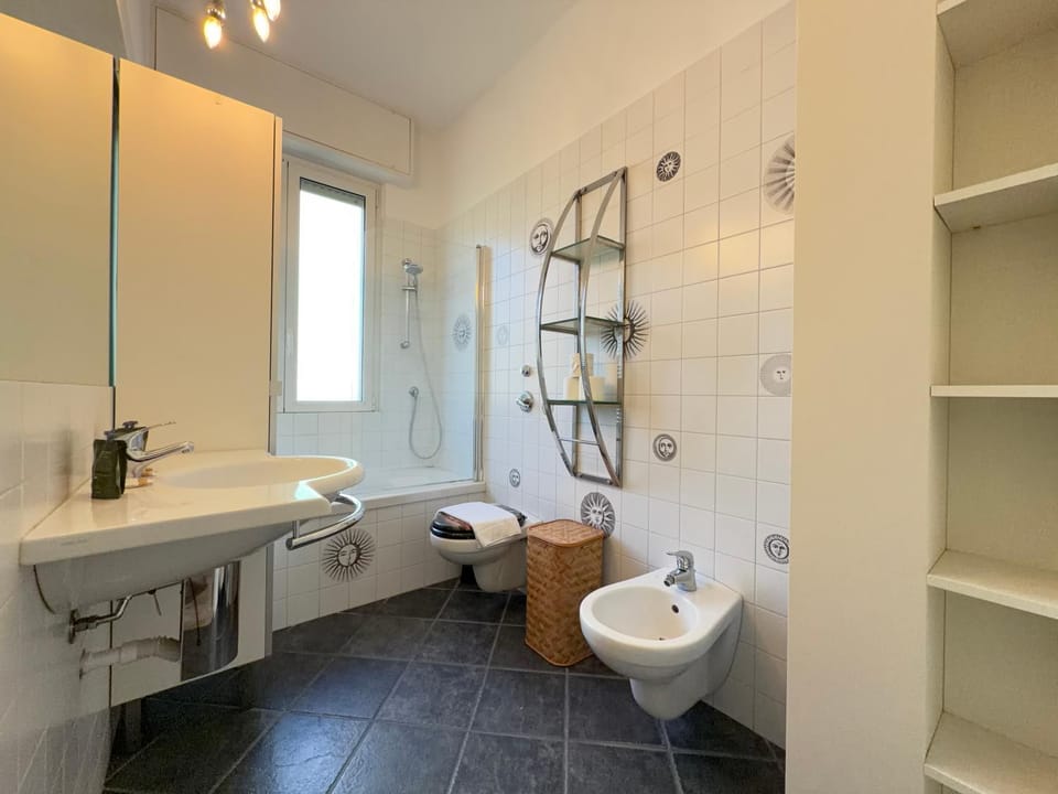 Shower, Toilet, Bathroom, Bath, bidet