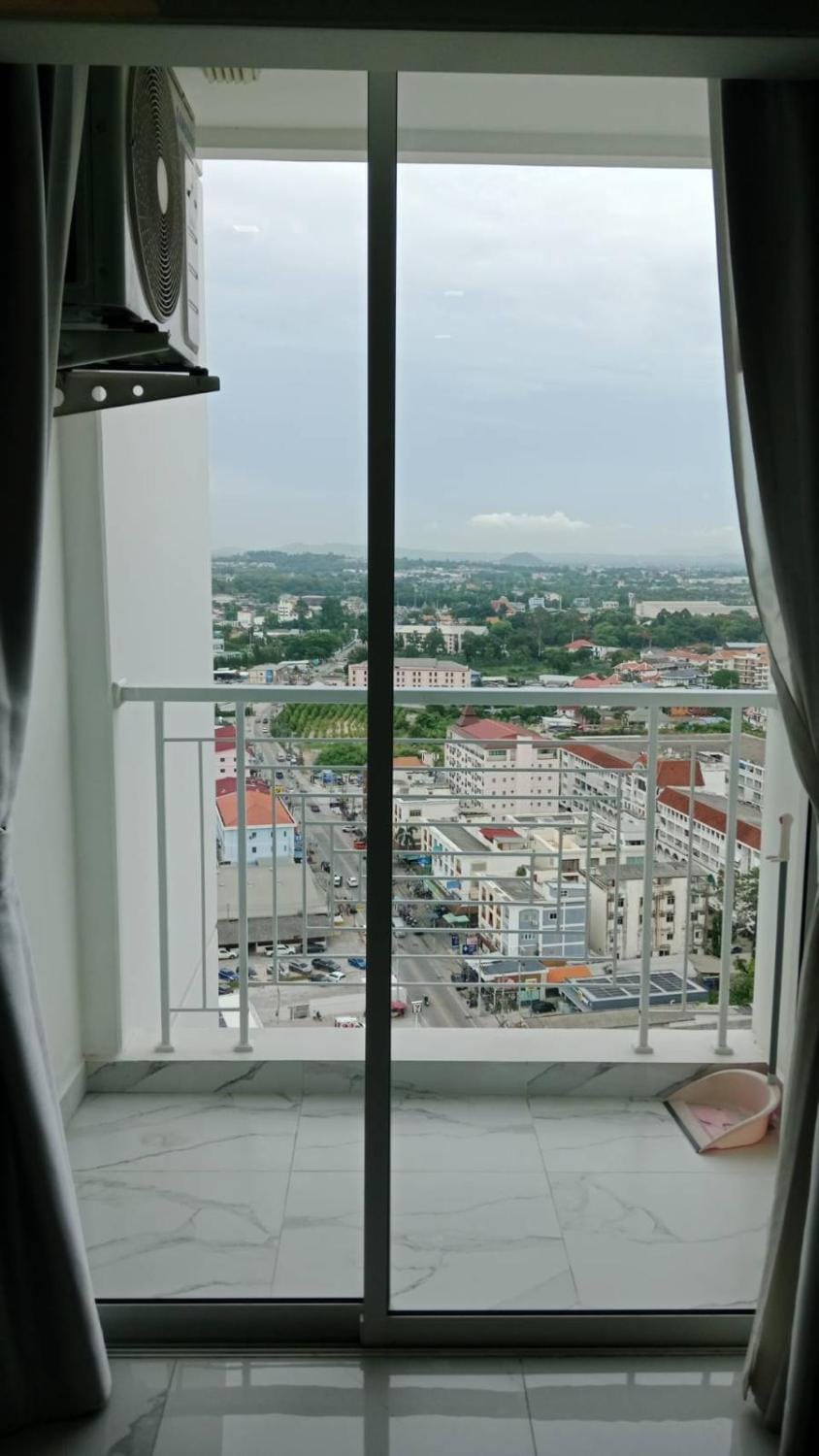 Luxury Studio Apartment at Empire Tower Apartment in Pattaya City
