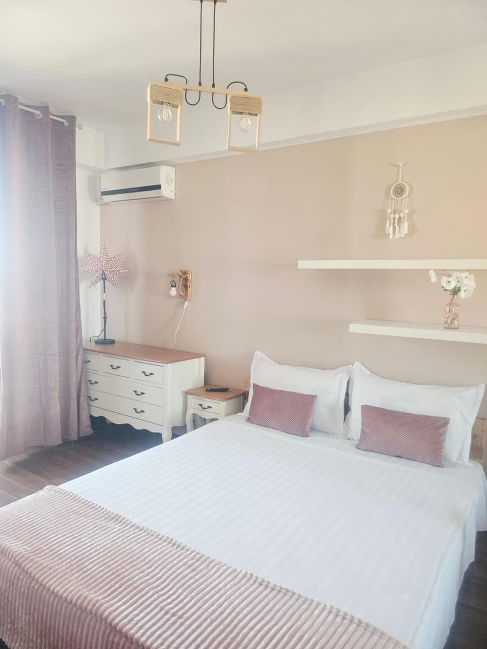 Mamaia One Beach Apartment in Constanta
