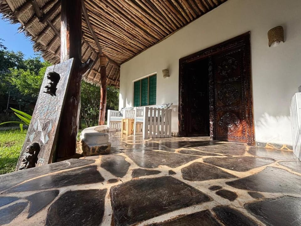 African inspired one bedroom cottage House in Diani Beach