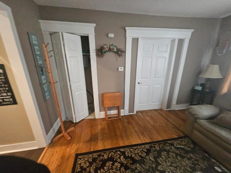 Guest BnB close to basketball hall of fame and MgM Bed and Breakfast in Springfield