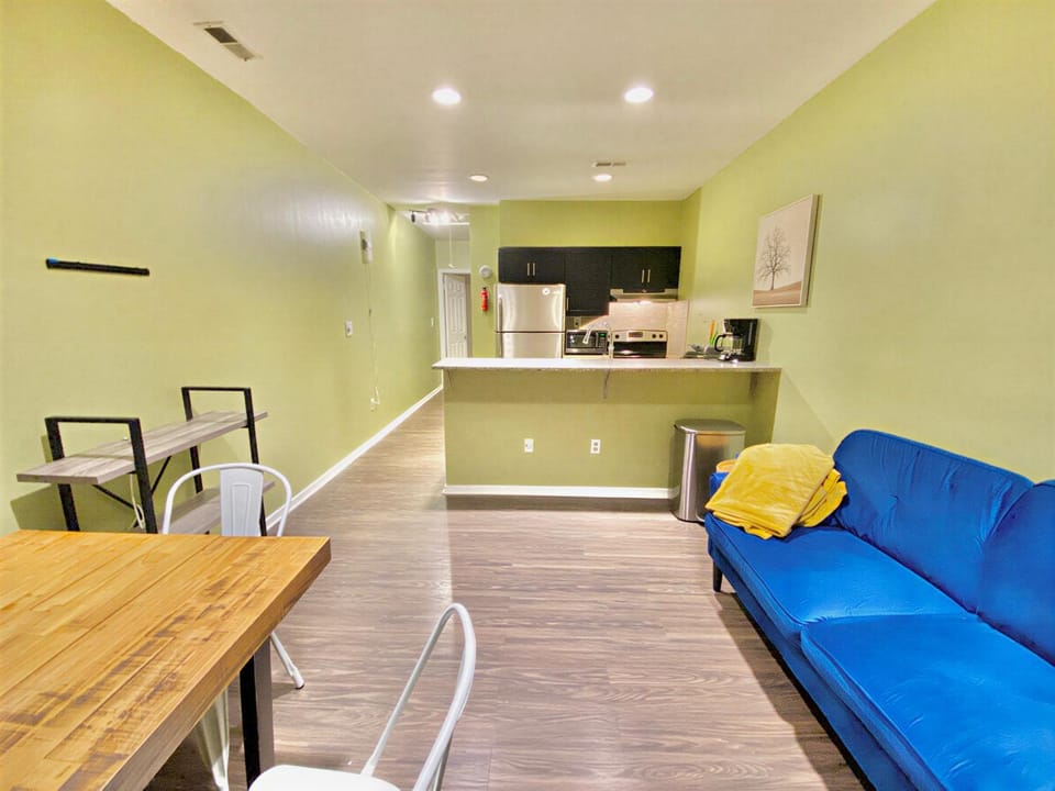 Living room, Dining area, kitchen