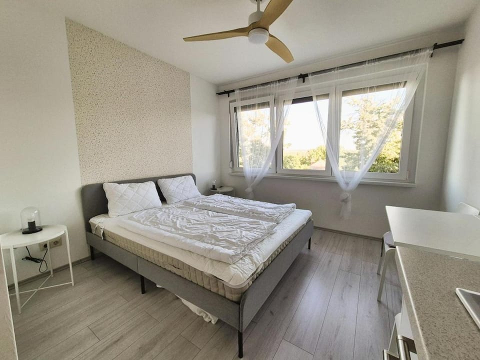 Juventus B311 Apartman Balatonföldvár by BLTN Apartment in Balatonszárszó