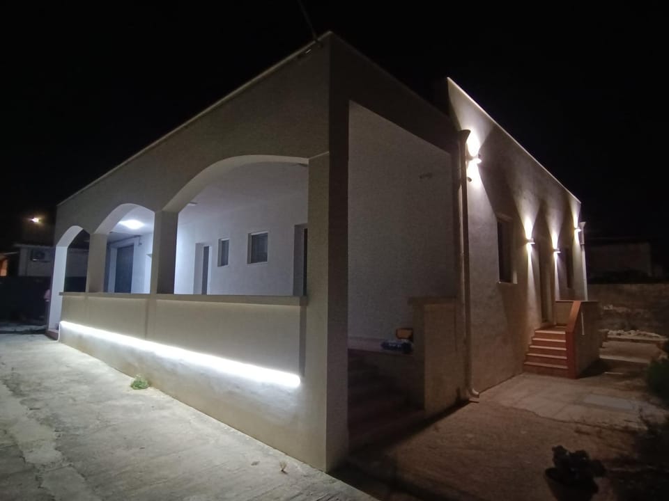 The White Shell Vacation rental in Avola