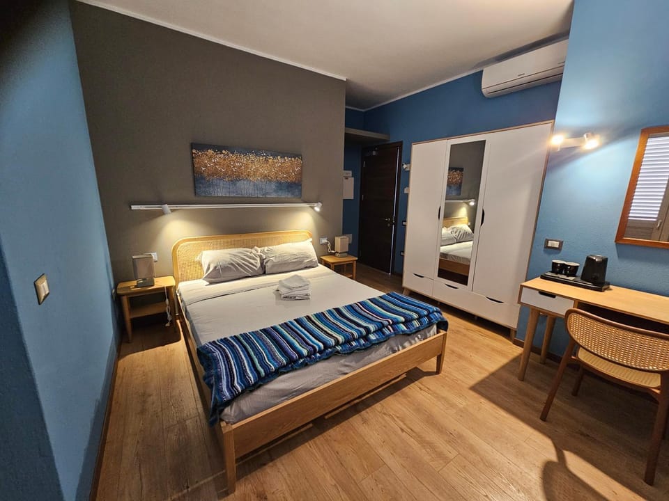 Domo Maddalena beach rooms Bed and Breakfast in La Maddalena