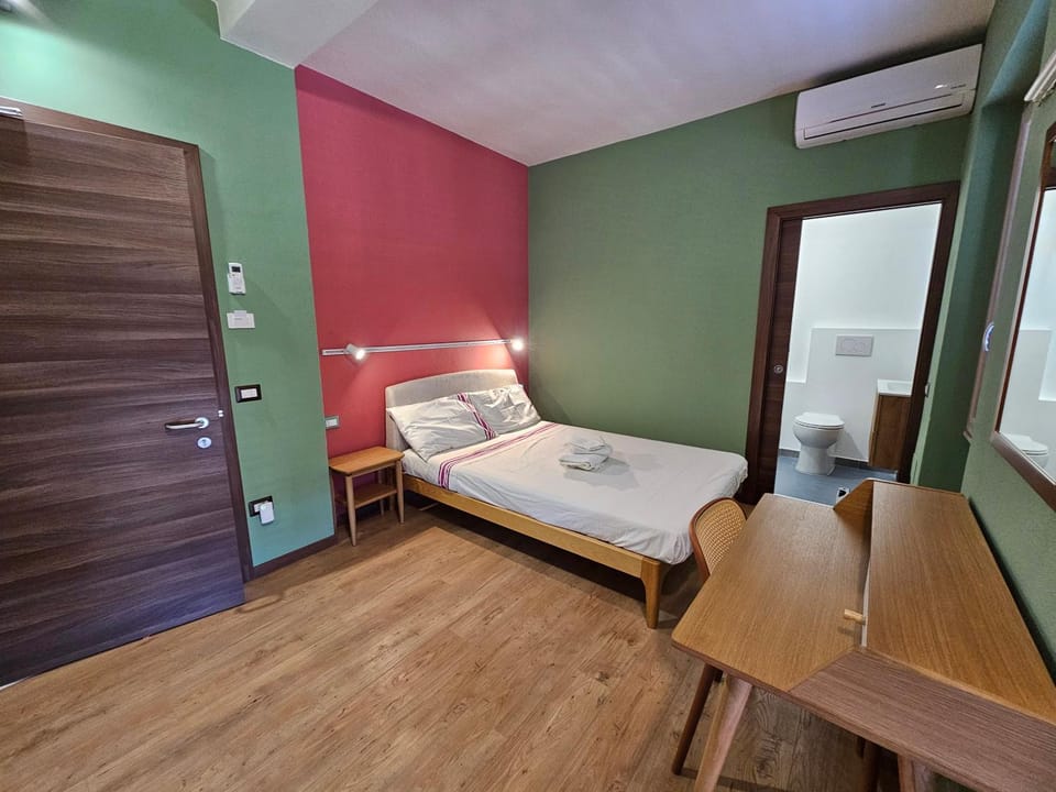 Domo Maddalena beach rooms Bed and Breakfast in La Maddalena
