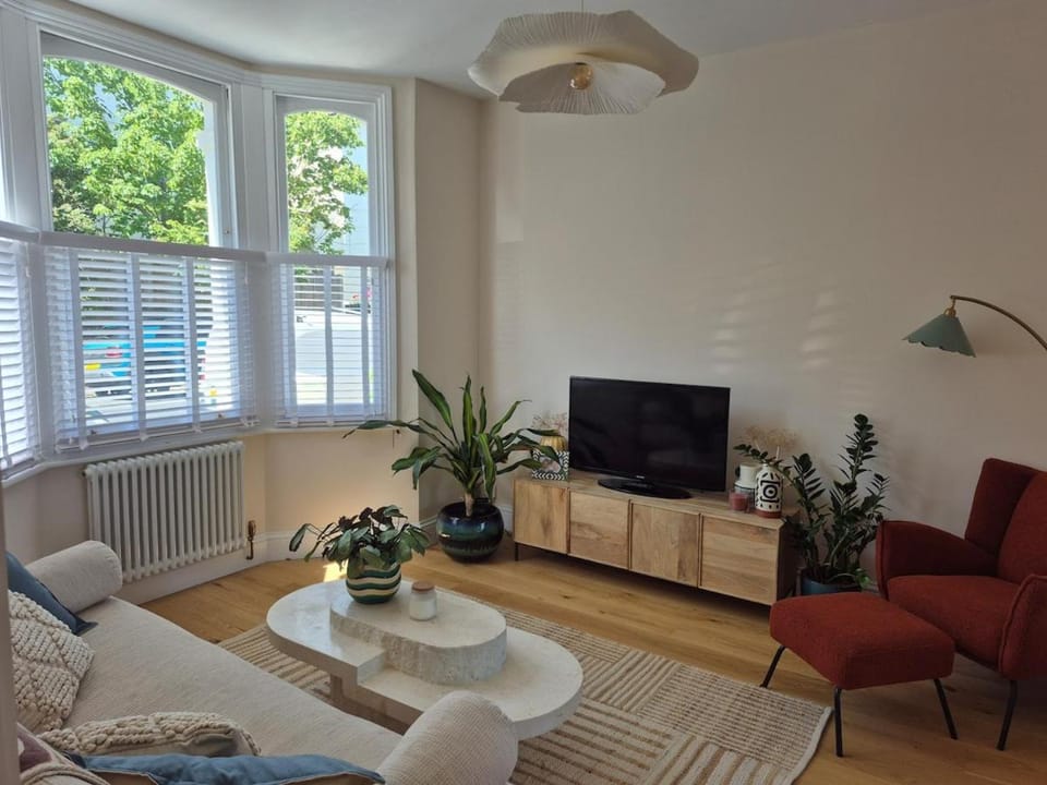 Beautiful Brighton Home with Stunning Views Apartment in Brighton