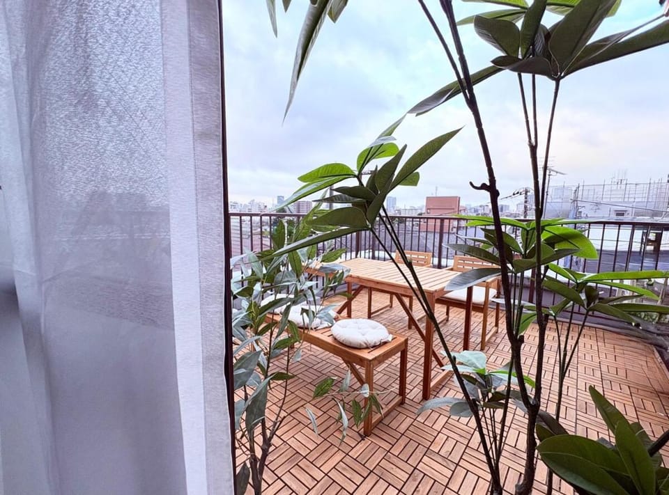Super Luxury 2 bedroom Big Suite M-doa in Shinjuku, Spacious with terrace Dyson & POLA! 3 min to Waseda station, maximum 6 guests Apartment in Shinjuku