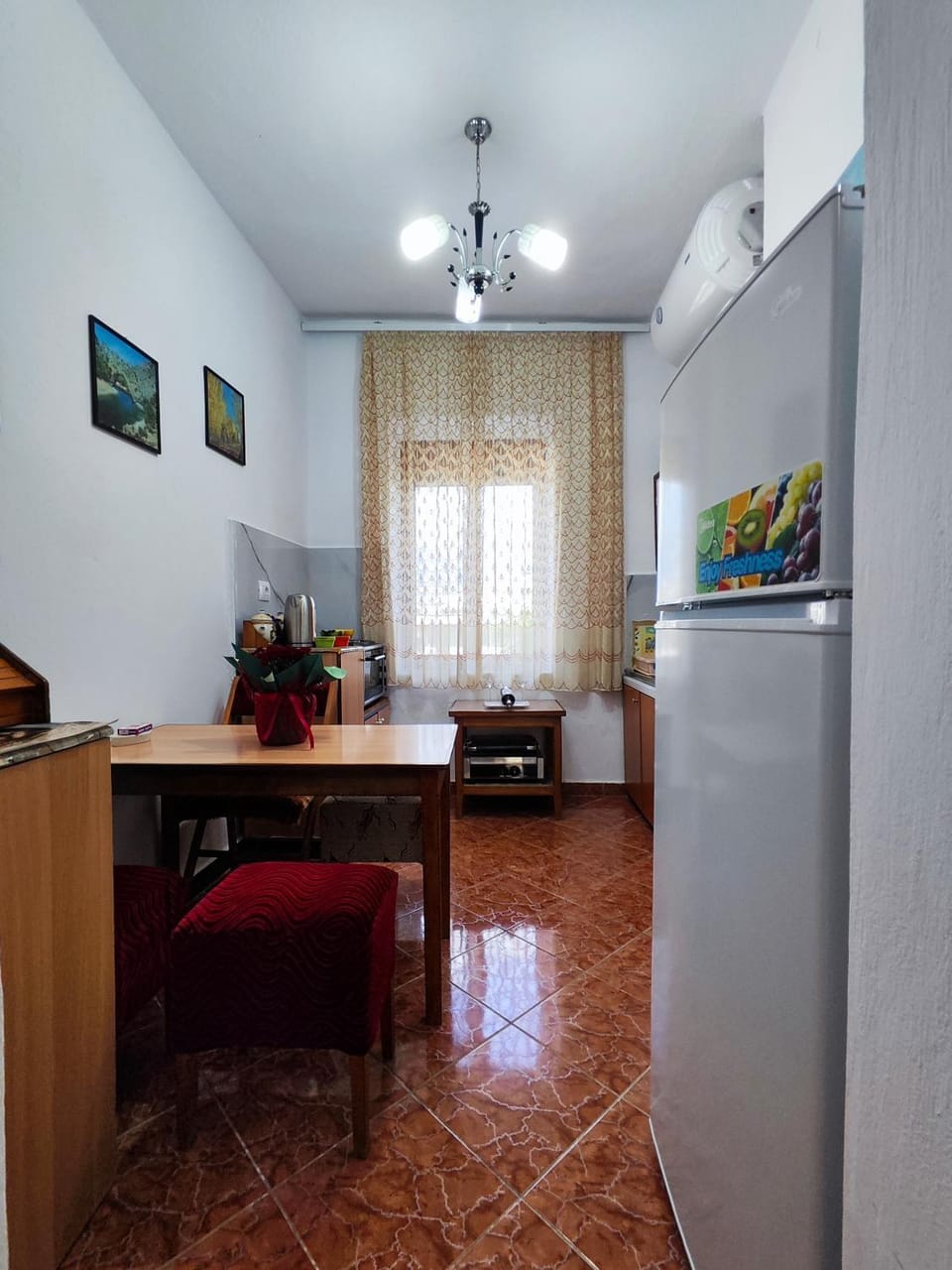 Kitchen or kitchenette, kitchen