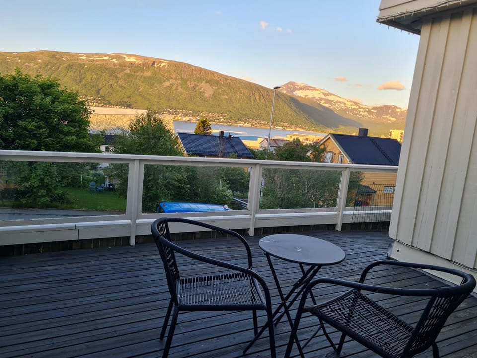 Cozy 1-Bedroom Apartment with Large Living Area Apartment in Tromso