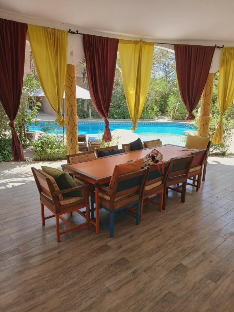 Villa Symphonie Saly Bed and Breakfast in Saly