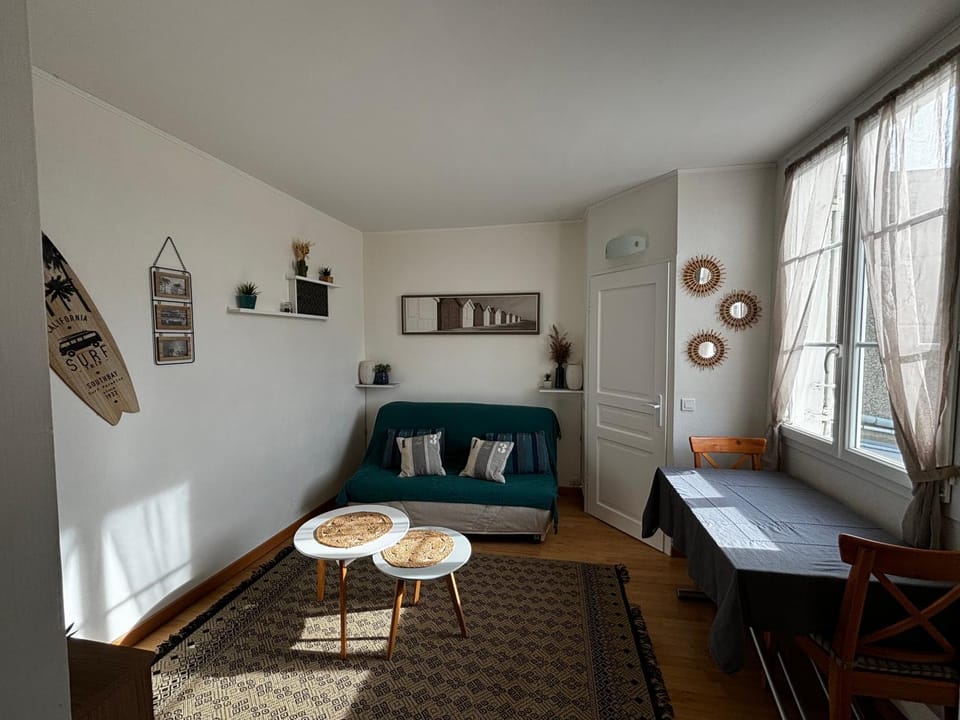 Studio bord de mer au pied de la plage Apartment in France