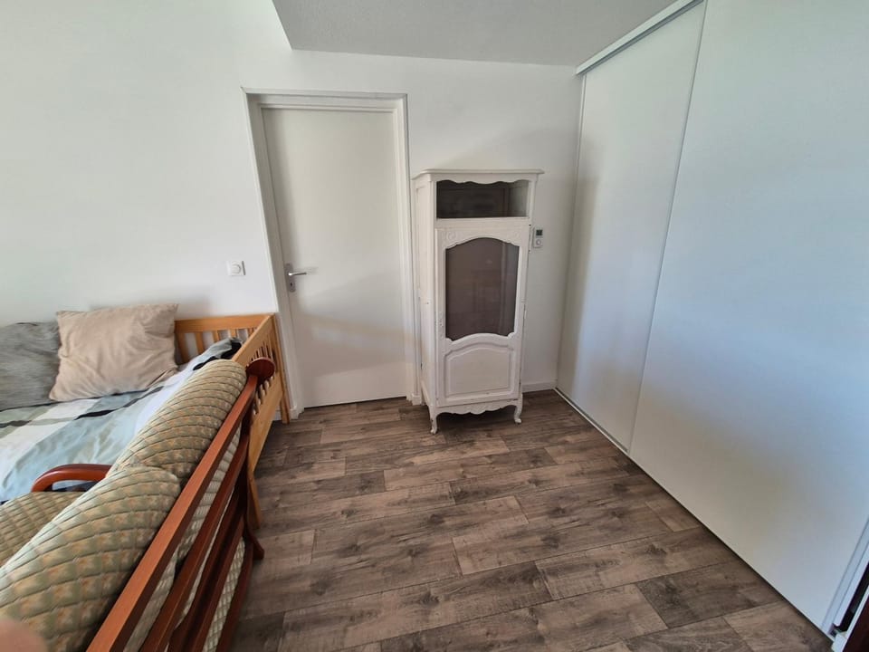 Logement complet pour 4 - proche gare Apartment in Bordeaux