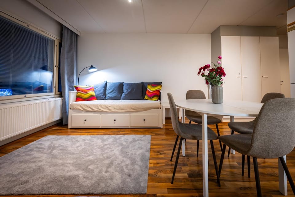 Bed, TV and multimedia, Living room, Seating area, Dining area