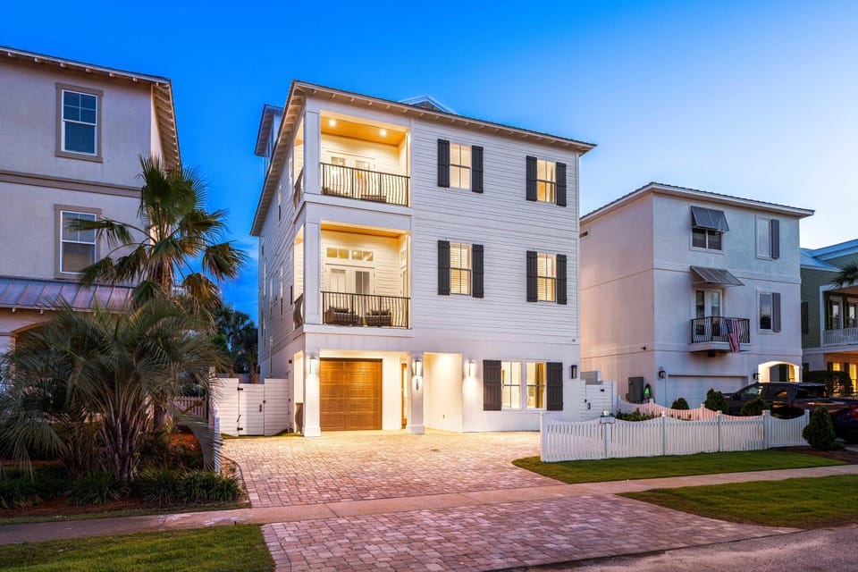 The Pearl-Private Pool-Elevator-Frangista Beach House in Miramar Beach