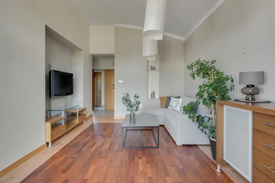 Communal lounge/ TV room, Living room, Seating area, Evening entertainment