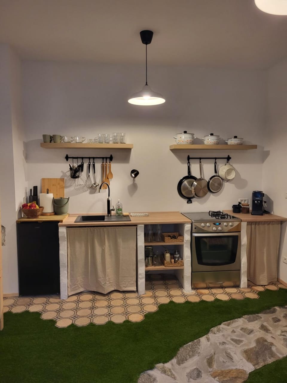 Coffee/tea facilities, Kitchen or kitchenette, kitchen