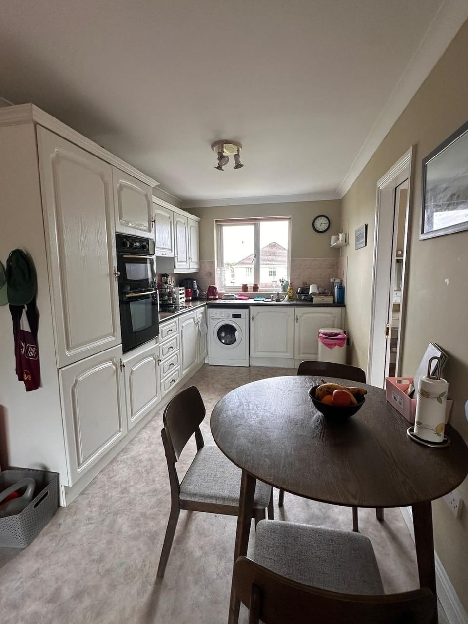 Cosy 1 bedroom apartment near Sea & Barna Woods Apartment in Galway