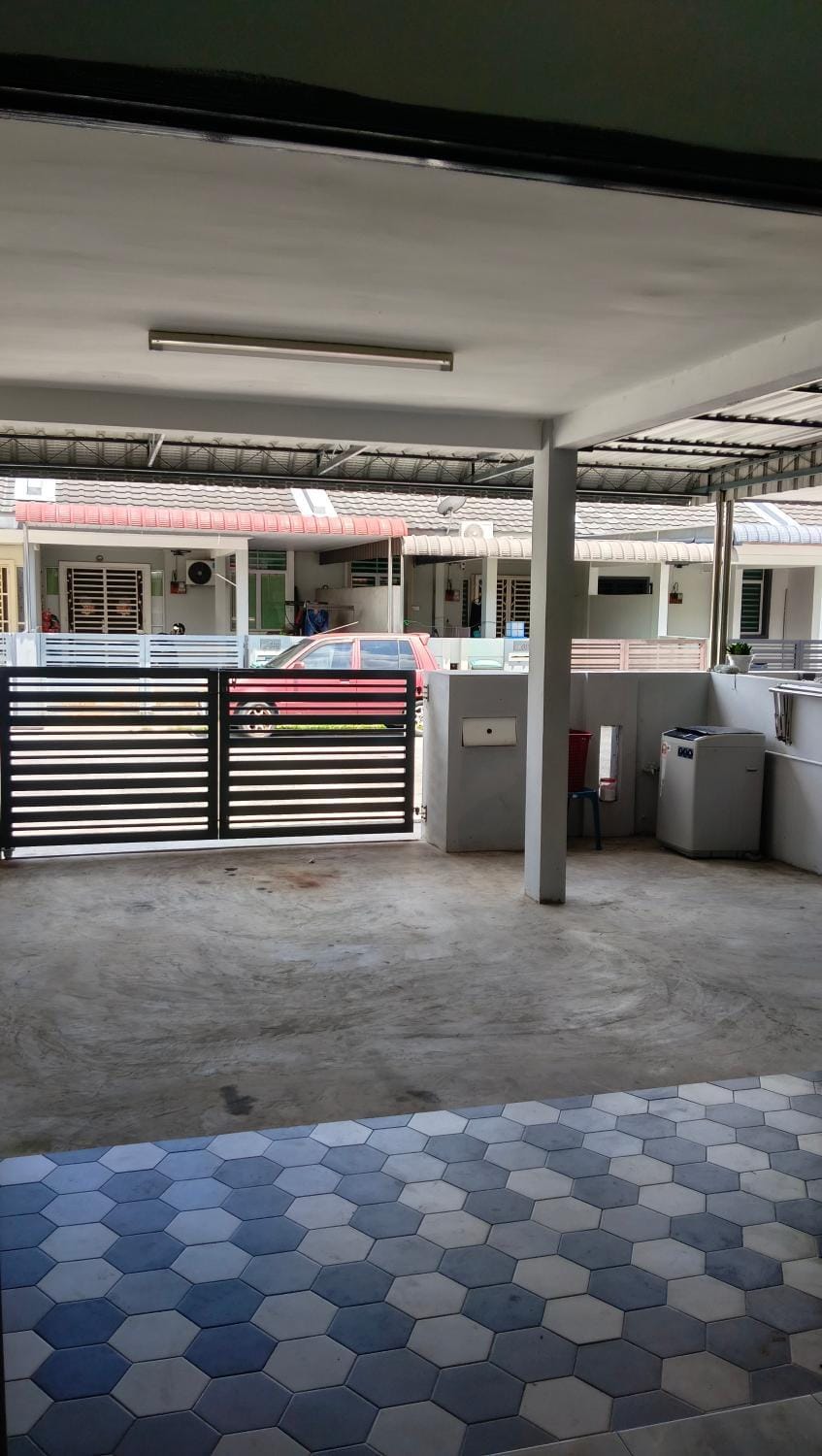 Nur Homestay II Taman Seri Rambai Kulim House in Kedah