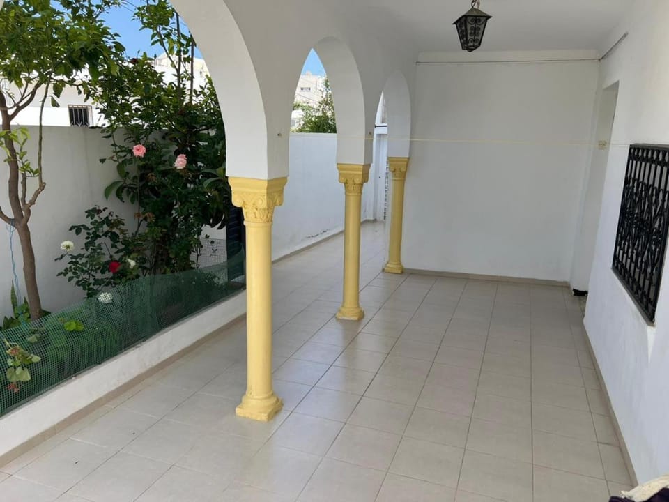 Charmante maison à Hammamet, proche plage et commodités House in Hammamet