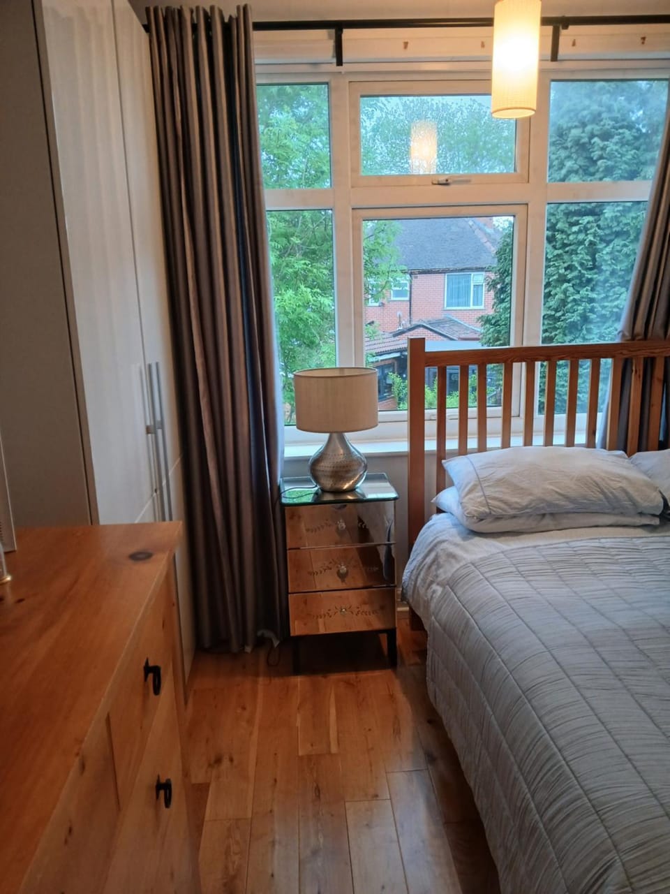 7 Lomond Avenue Bed and Breakfast in Stretford