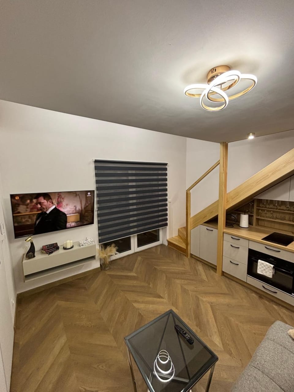Kitchen or kitchenette, Living room, pet friendly