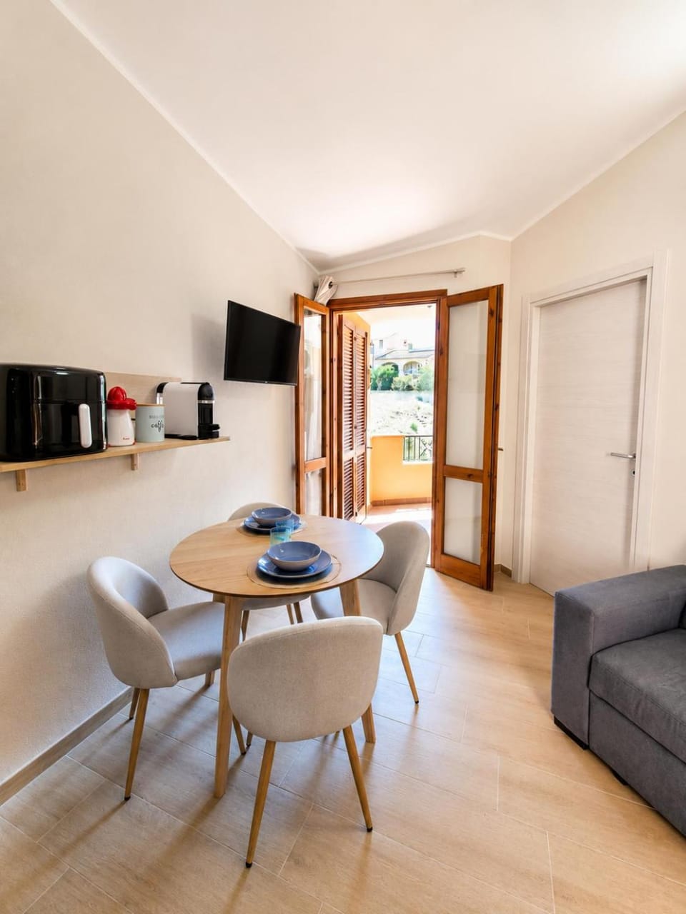 Lolly's Home Apartment in Villasimius