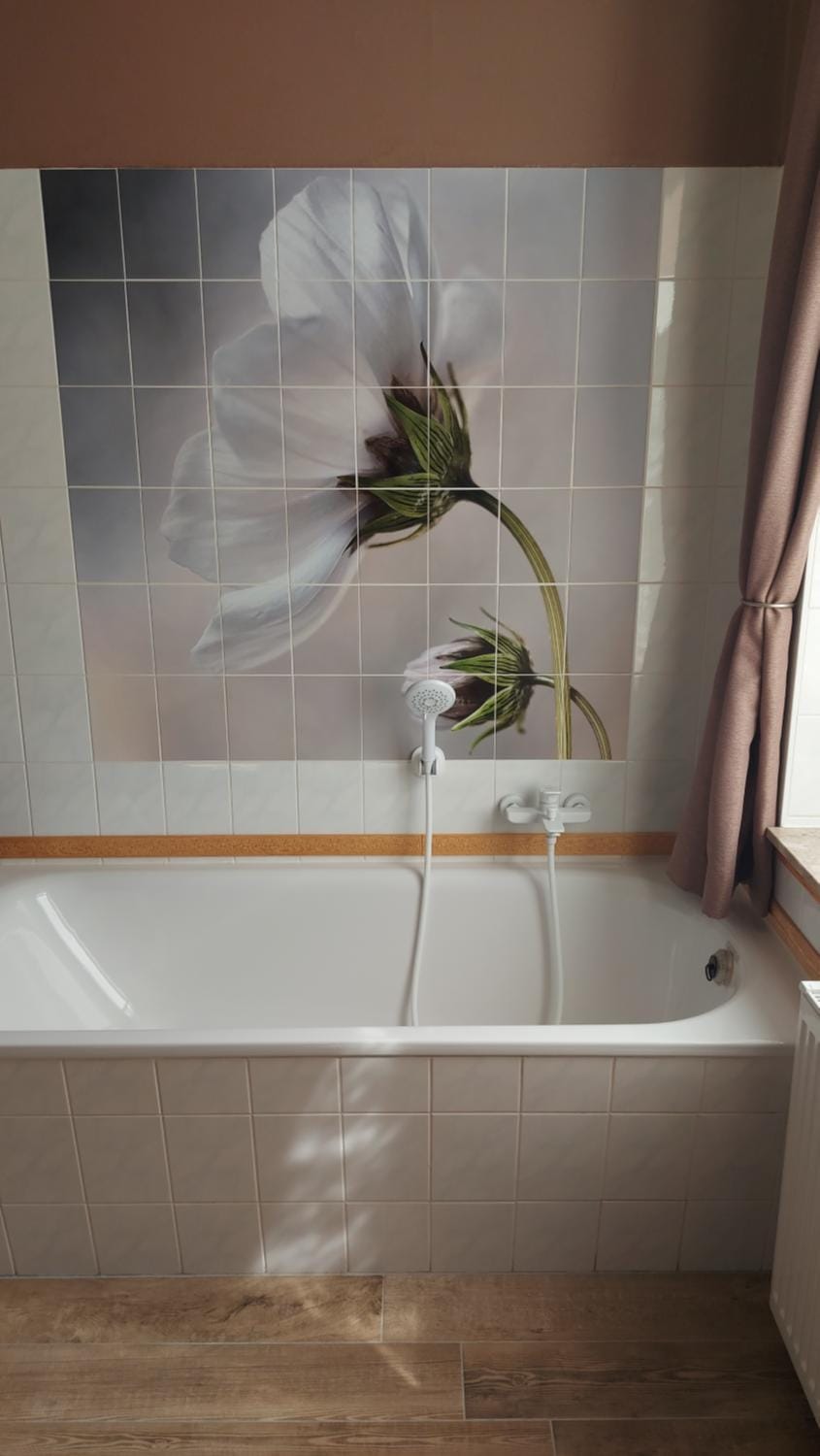Bathroom, Bath