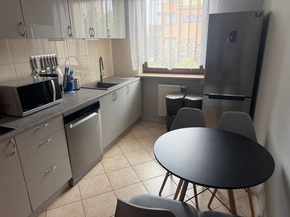 Dining area, dishwasher, oven, stove