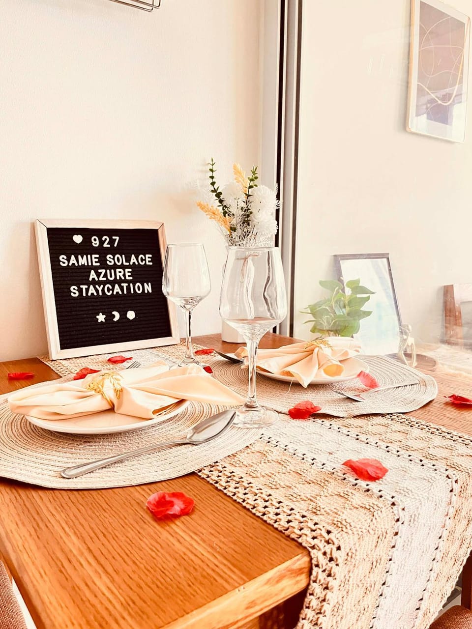 Samie's Solace-Azure Staycation Resort in Las Pinas