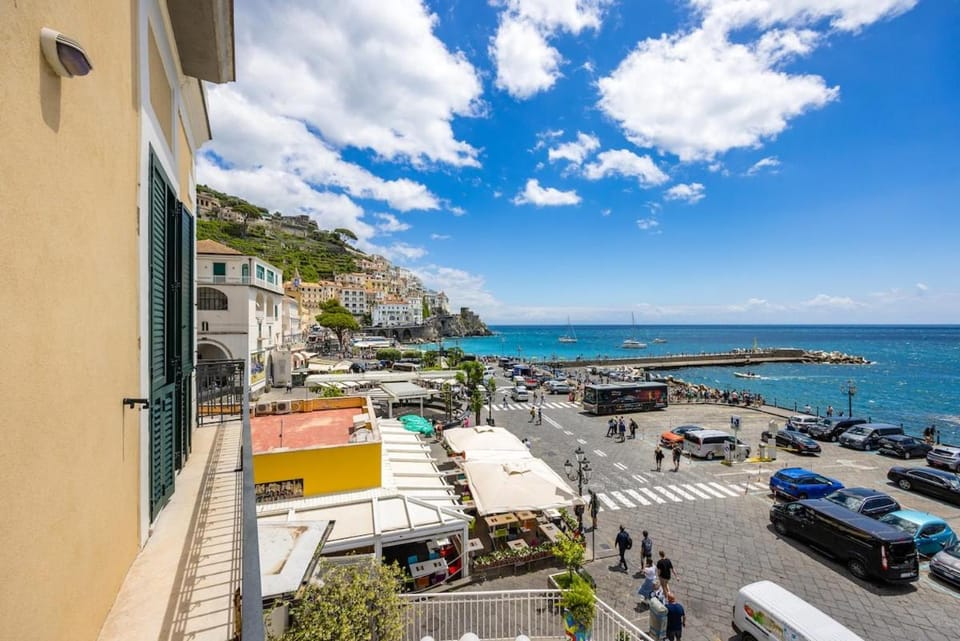 Amalfi Seafront Central Il Sogno Apartment in Amalfi
