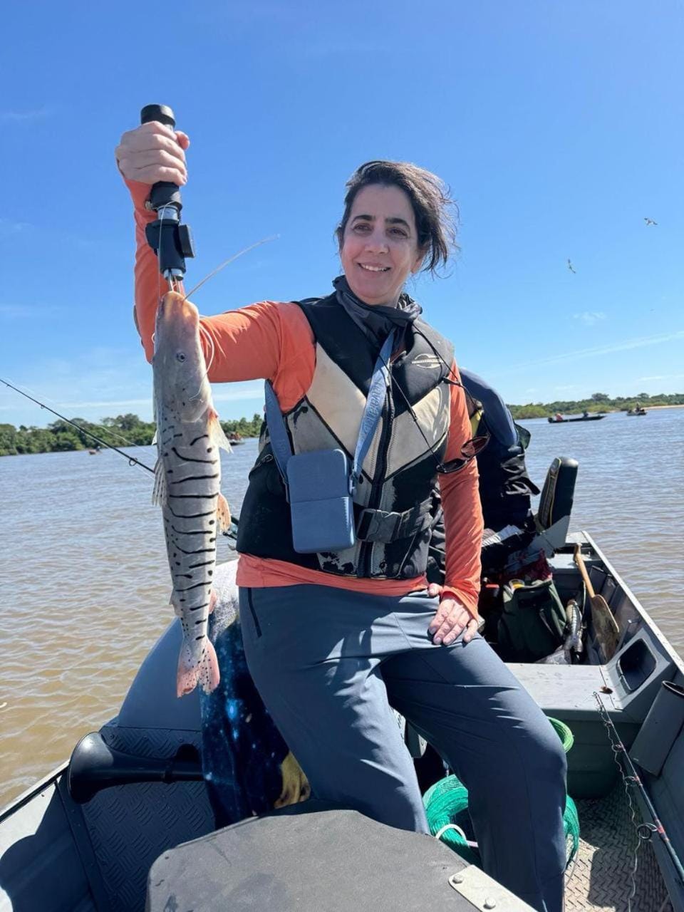 Morada Karuanã conforto e pesca em Bandeirantes, Goiás House in State of Goiás