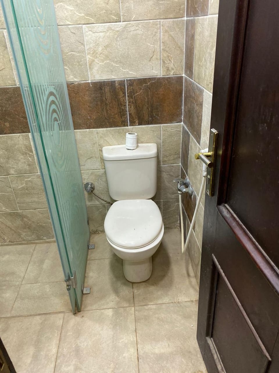 ليالينا الريف الأوروبي شليهات ماستر غرفه ليفنج مطبخ منفصل حمام سباحه كبير Apartment in Egypt