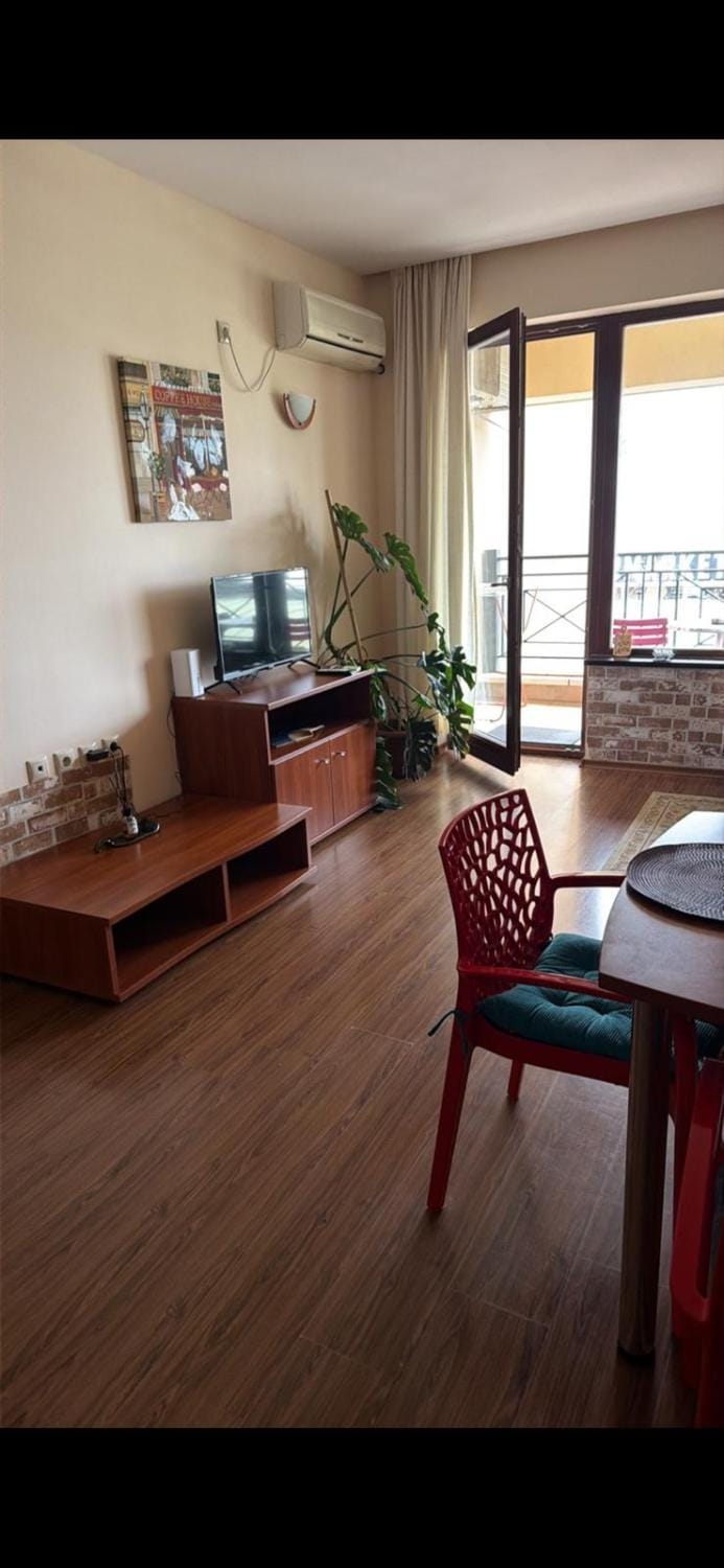 Golden Anchor Apartment in Varna