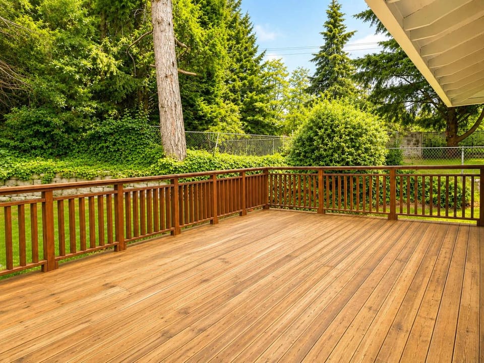 Bellevue 2323 Whole house Fenced Yard House in Redmond