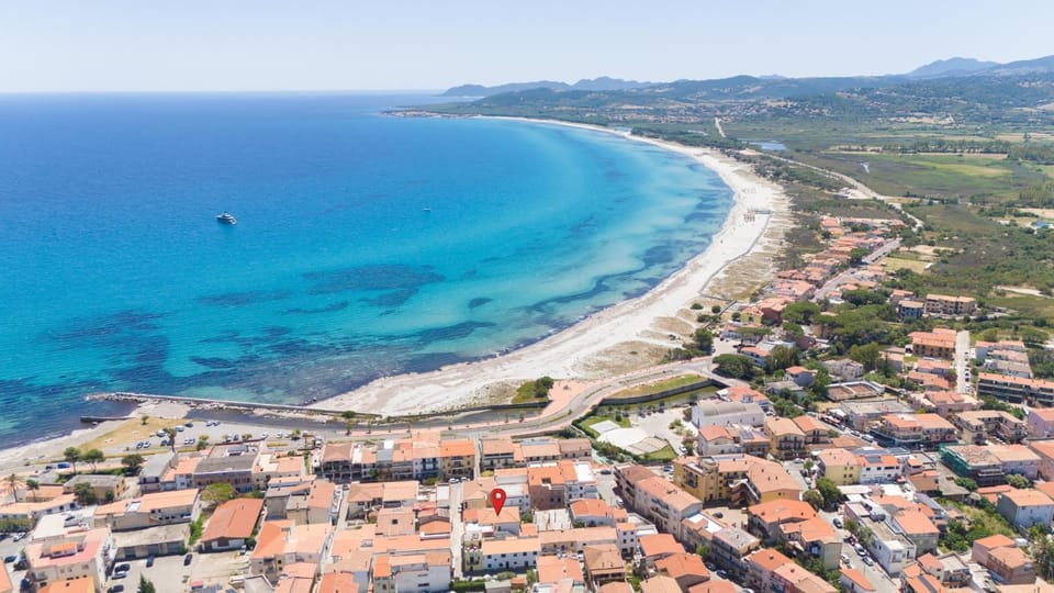 Nearby landmark, Bird's eye view, Beach