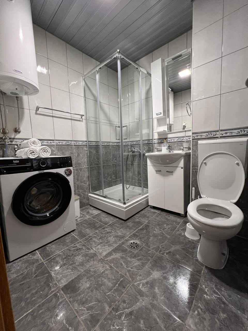 Apartman Mercur Apartment in Budva