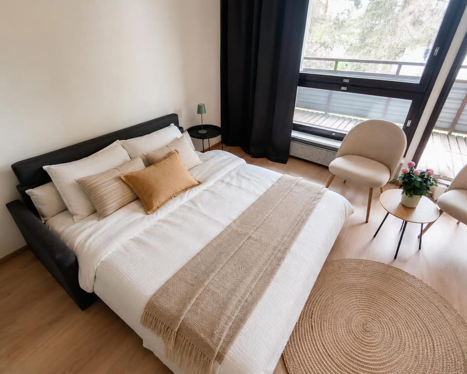 Bed, Summer, View (from property/room), View (from property/room), Balcony/Terrace, Balcony/Terrace, Living room, Seating area, Bedroom