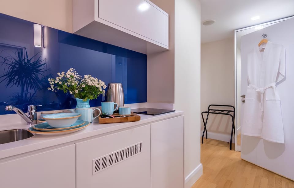 Bathroom, Kitchen or kitchenette, towels