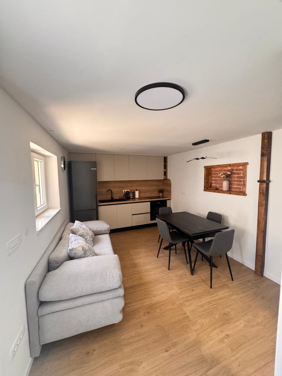 Heritage Stone House Split Apartment in Split