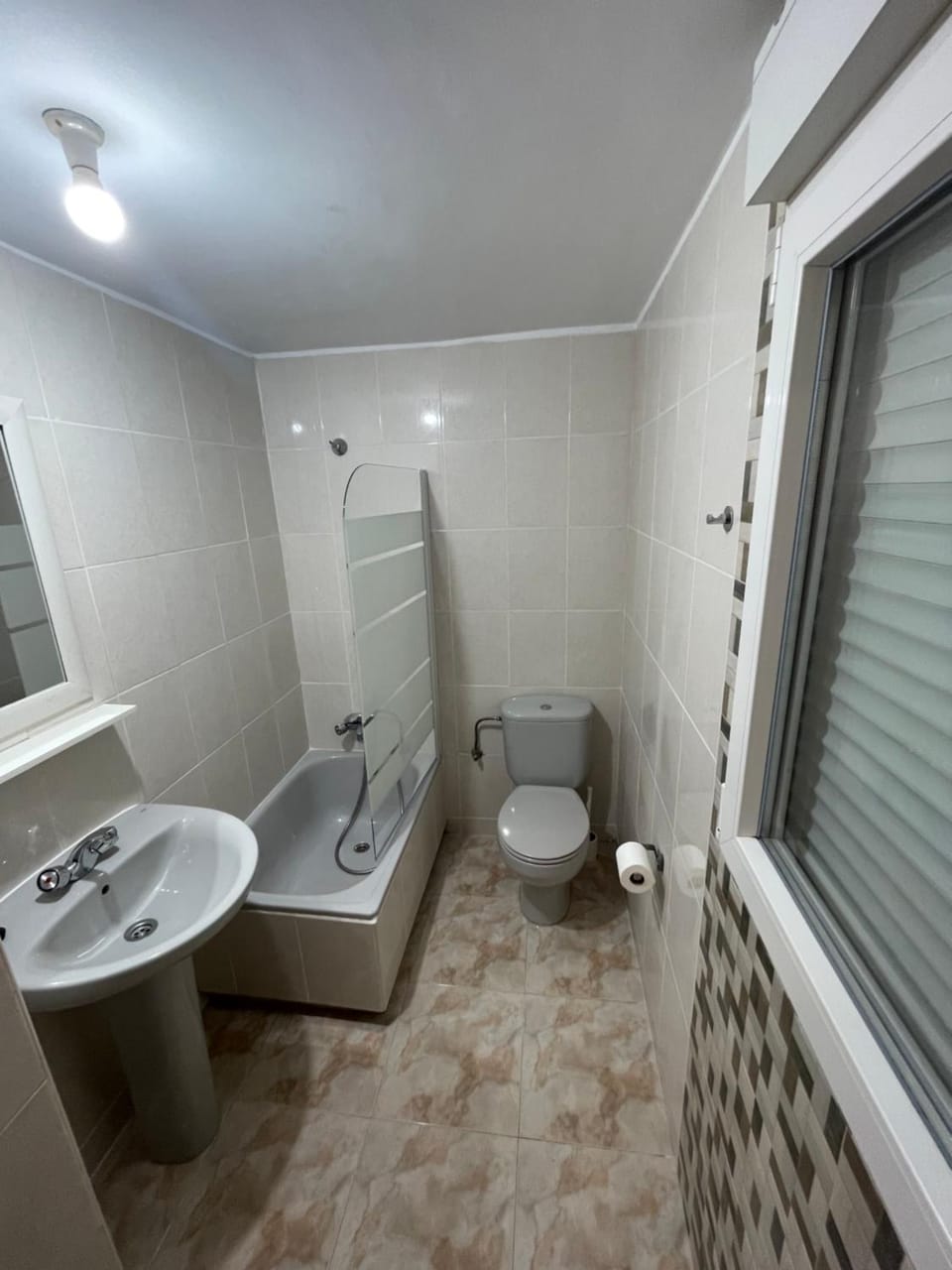 Pension Valcarce Bed and Breakfast in Ponferrada