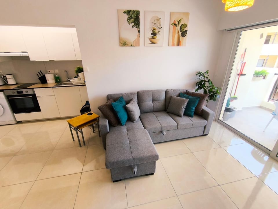 Living room, kitchen