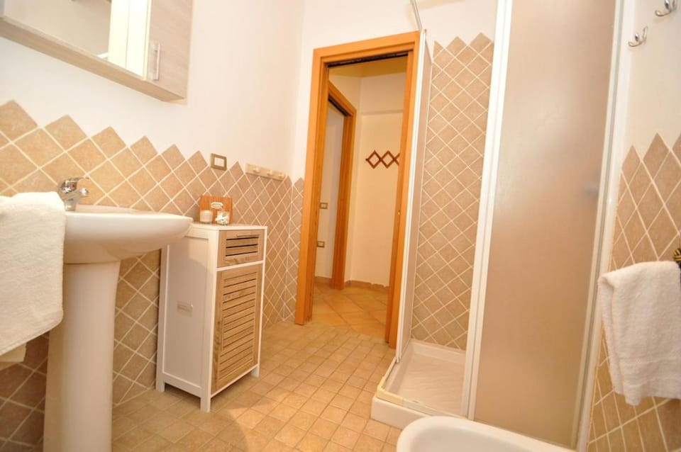 Gallura stazzo among rocks and olive trees House in Sardinia