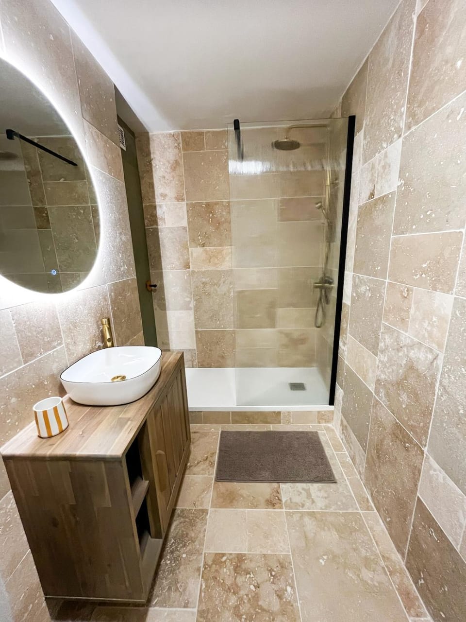 Guest Favorite, apartment in the Old Village! Apartment in Gruissan