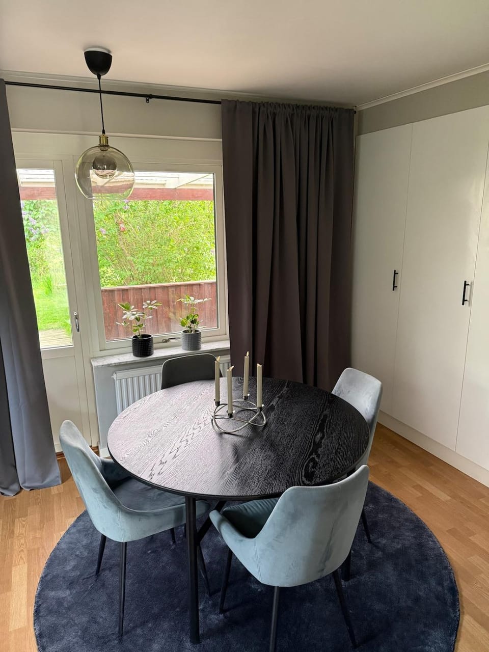 Patio, Dining area